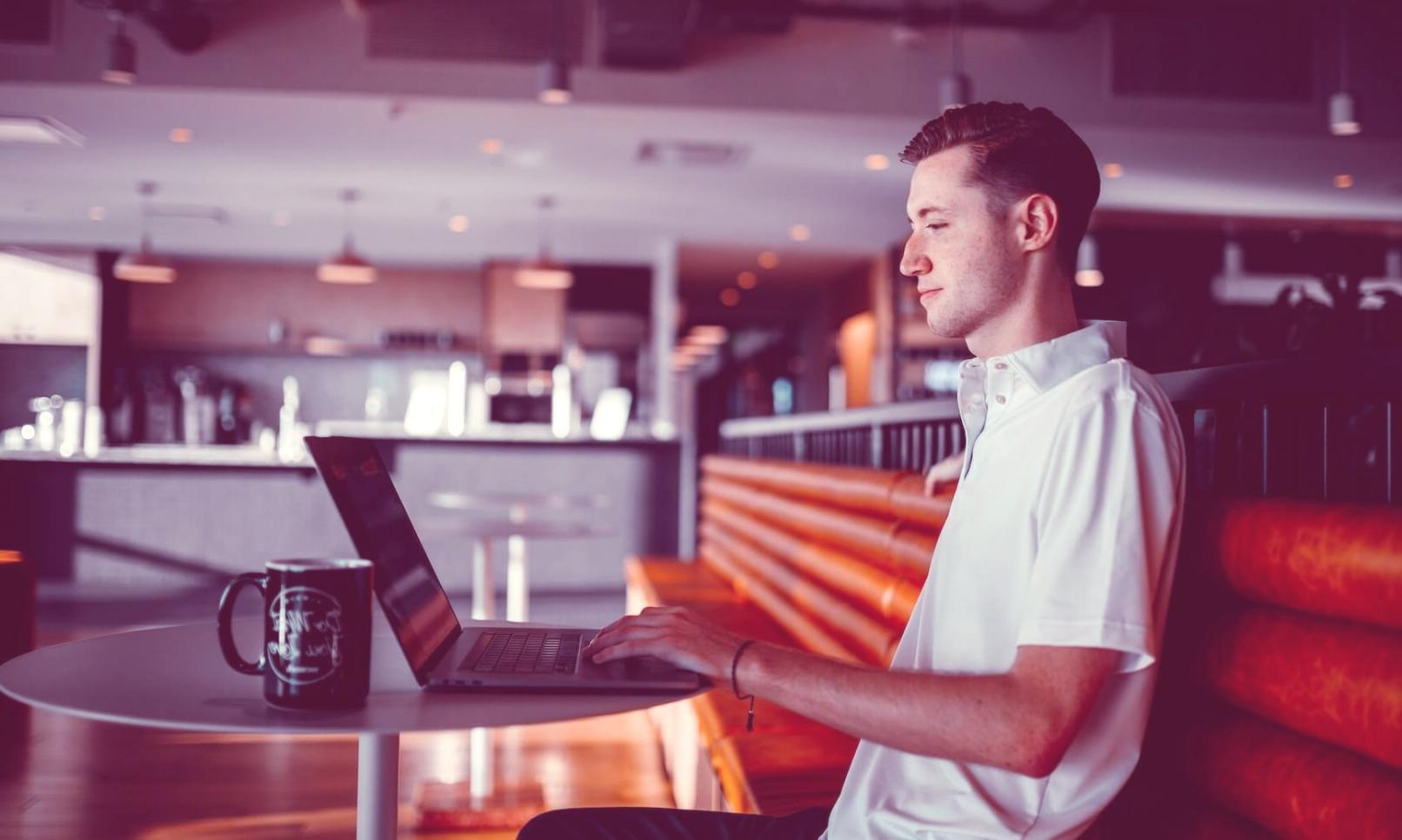 Análisis de operaciones comerciales